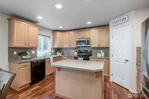 3636 London Loop NE, Lacey, WA 98516 - Photo 8