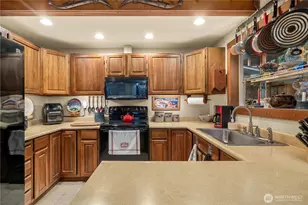 17918 Corbin Rd SE, Yelm, WA 98597 - Photo 8