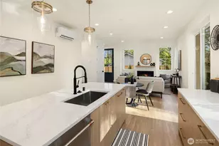 11810 NE 103rd Pl, Kirkland, WA 98033 - Photo 12