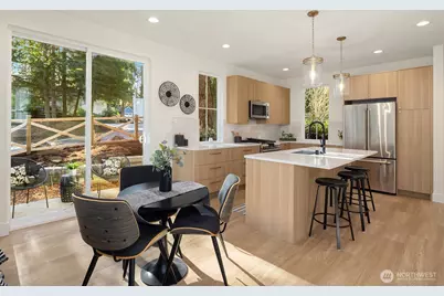 11810 NE 103rd Place, Kirkland, WA 98033 - Photo 8