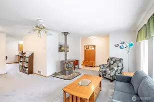 21619 185th St E, Orting, WA 98360 - Photo 6