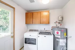 21619 185th St E, Orting, WA 98360 - Photo 18