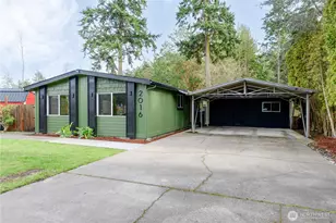 2016 Queen Anne Pl, Port Townsend, WA 98368 - Photo 2