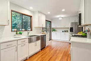 17519 NE 38th Ct, Redmond, WA 98052 - Photo 14