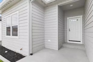 2460 Noah St SE, East Wenatchee, WA 98802 - Photo 2