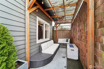 115 W Galer Street #101, Seattle, WA 98119 - Photo 22