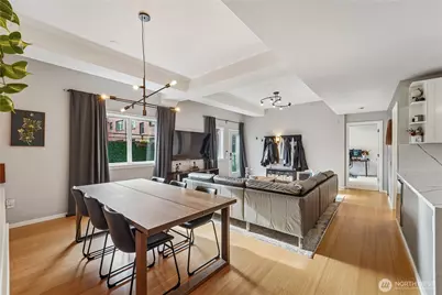 115 W Galer Street #101, Seattle, WA 98119 - Photo 8