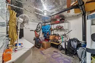 115 W Galer St, Seattle, WA 98119 - Photo 24