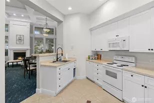 2220 132nd Ave SE, Bellevue, WA 98005 - Photo 32