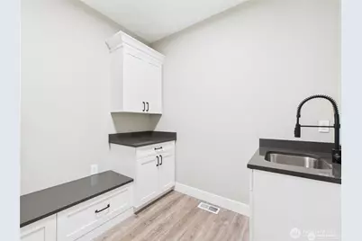 902 NE Tyler Place, East Wenatchee, WA 98802 - Photo 18