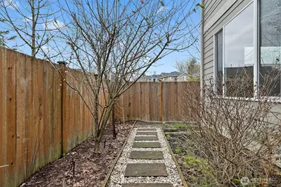 110 204th Place SW, Lynnwood, WA 98036 - Photo 28