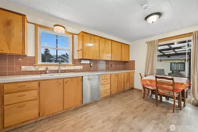 218 Evergreen Street, Mount Vernon, WA 98273 - Photo 14