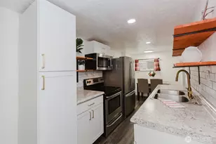 2122 15th St, Bremerton, WA 98312 - Photo 8