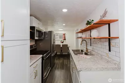 2122 15th Street, Bremerton, WA 98312 - Photo 6