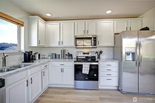 2002 Tundra Loop, Mount Vernon, WA 98273 - Photo 8