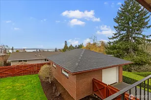 411 Crown Dr, Everett, WA 98203 - Photo 14