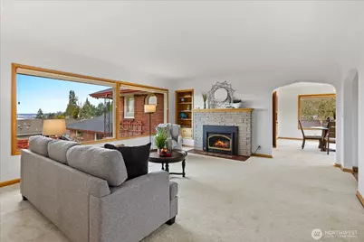 411 Crown Drive, Everett, WA 98203 - Photo 4