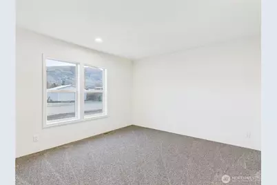 401 2nd Street SW, Rock Island, WA 98850 - Photo 6