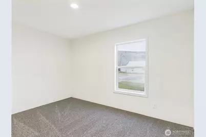 401 2nd Street SW, Rock Island, WA 98850 - Photo 8