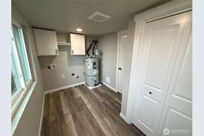 4123 McCall Boulevard W, Bremerton, WA 98312 - Photo 16