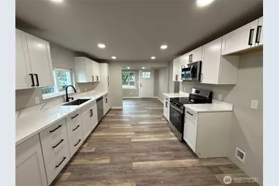 4123 McCall Boulevard W, Bremerton, WA 98312 - Photo 6