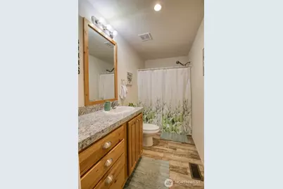 2010 Broadway Avenue #8, Hoquiam, WA 98550 - Photo 16