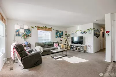 2010 Broadway Avenue #8, Hoquiam, WA 98550 - Photo 6