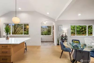 2314 46th Avenue SW, Seattle, WA 98116 - Photo 14