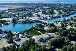 934 Wawona Ave SE, Ocean Shores, WA 98569 - Photo 40