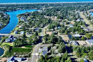 934 Wawona Ave SE, Ocean Shores, WA 98569 - Photo 6