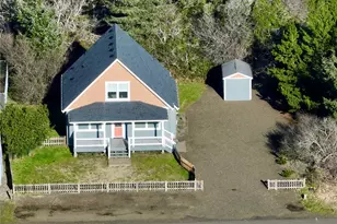 934 Wawona Ave SE, Ocean Shores, WA 98569 - Photo 4