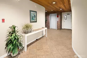 2328 Fairview Ave E, Seattle, WA 98102 - Photo 18