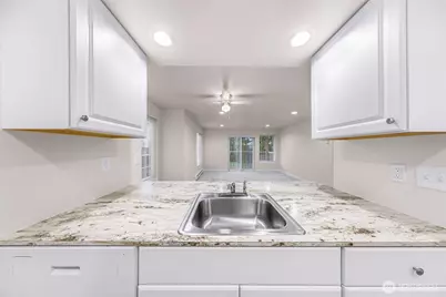 5660 Eagle Place, Ferndale, WA 98248 - Photo 10