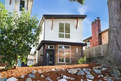 6712 36th Avenue SW, Seattle, WA 98126 - Photo 1