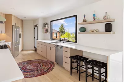 11062 Auburn Avenue S, Seattle, WA 98178 - Photo 10