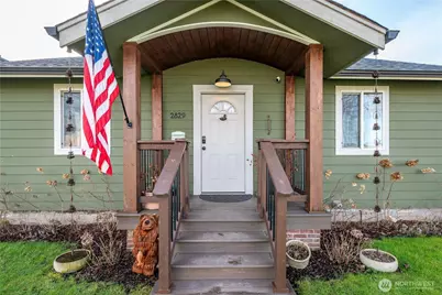 2829 Hemlock Street, Longview, WA 98632 - Photo 2