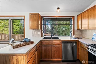 5701 68th Ave Ct W, University Place, WA 98467 - Photo 4