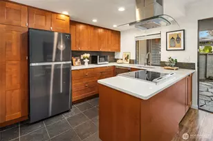 9919 NE 144th Ln, Kirkland, WA 98034 - Photo 10