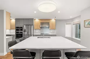 16225 Northup Way, Bellevue, WA 98008 - Photo 14