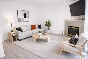 15815 Admiralty Way, Lynnwood, WA 98087 - Photo 2