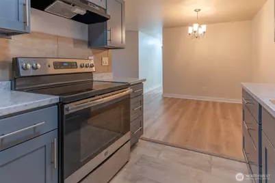 16817 Larch Way #D201, Lynnwood, WA 98037 - Photo 6