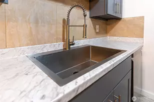 16817 Larch Way, Lynnwood, WA 98037 - Photo 4