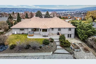 2008 Broadview North, Wenatchee, WA 98801 - Photo 2