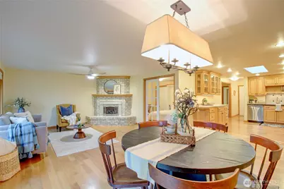 12454 Gwen Drive #13, Burlington, WA 98233 - Photo 2