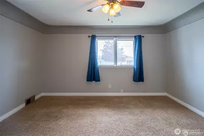 113 E 6th St, Lind, WA 99341 - Photo 16