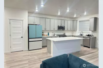 5059 88th Dr NE, Marysville, WA 98270 - Photo 6