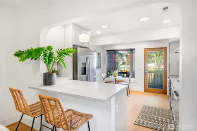 1424 N 53rd Street, Seattle, WA 98103 - Photo 8