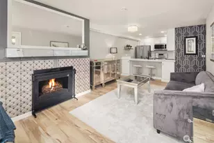 2152 N 112th St, Seattle, WA 98133 - Photo 4