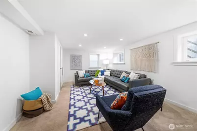 3815 Sunnyside Avenue N, Seattle, WA 98103 - Photo 18
