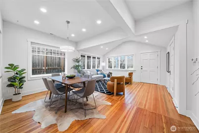 3815 Sunnyside Avenue N, Seattle, WA 98103 - Photo 6